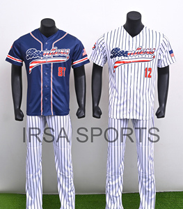 Ensemble de maillot et de pantalon de football personnalisé de haute qualité avec impression par sublimation respirante, design unisexe - Product Image 1