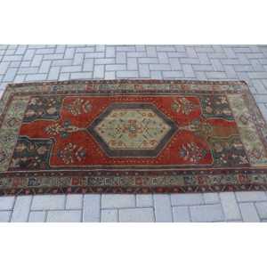 Alfombra Turca Vintage, Alfombra Decorativa de 3.3x6.8 pies, Alfombra con Diseño de Parches Rojos y Azules - Product Image 3