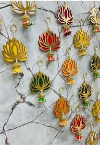 Multicolor nuevo diseño Lotus Pearl colgante de pared MDF Lotus adorno de pared perfecto para festivales y decoración Mandir - Product Image 2