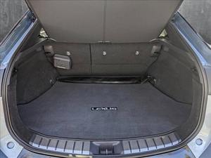 SUV Lexus RZ 300e Premium 4dr 2024 soigneusement utilisé avec roues de 18 po - Product Image 2