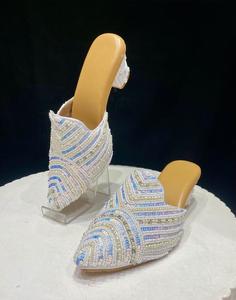 Sandalias bordadas y tejidas a mano con punta abierta de primera calidad para mujer, calzado Jutti para bodas, disponible a granel desde la India - Product Image 5