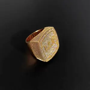 Bague de champion carrée personnalisée en laiton plaqué or et argent, sertie de zircon et de moissanite par pavé et griffes, style hip-hop, pour récompense sportive, bijoux - Product Image 6