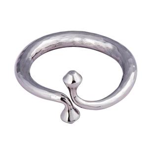 Anneau de serviette en métal martelé en argent moderne pour décorations de table d'hôtel et de ménage Boucle de serviette élégante - Product Image 4