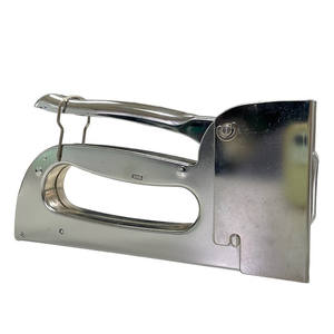 Engrapadora Manual APLUS AGE-G232 de Carga Inferior, Limpieza Rápida, Operación con una Sola Mano, Agarre Cómodo, Mango de Seguridad de Acero - Product Image 3