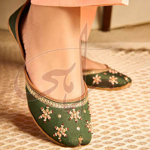 Nuevo Estilo, Último Diseño, Khussa para Mujer, Seda Cruda y Cuero, Antideslizante, Alta Calidad, Diseño de Moda, Gran Venta - Product Image 3