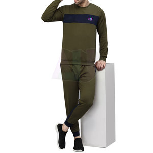 Traje Deportivo Informal Transpirable y Ligero para Invierno con Costuras Resistentes, Corte Regular, Colores Sólidos y Modernos - Product Image 1