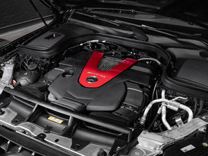 Mercedes-Benz GLC 43 4MATIC SUV 2022 Usado en Buenas Condiciones, Certificado, Limpio, Faros LED Negros, Ruedas R21, Transmisión Automática, Cuero - Product Image 6