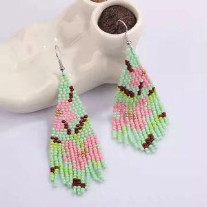 Boucles d'oreilles en perles de style ethnique faites à la main bijoux en perles multicolores à la mode conception de forme d'amant de fête boucle d'oreille pendante - Product Image 3