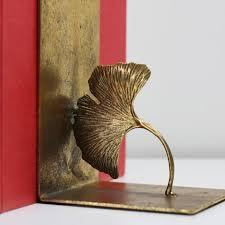 Metal <b>Leaf</b> Table Decor Showpiece Modern Iron Sculpture for Home Living Room Office Decoration Table Elegant Metal <b>Art</b> Gift Item - Product Image 4