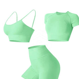 Conjunto de yoga personalizado de alta calidad para mujer ropa deportiva ajustada transpirable con logotipo frontal patrón sólido de talla grande usable - Product Image 1