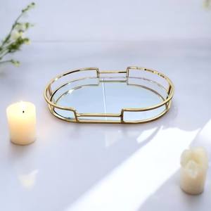 Plateau miroir en métal en fer fait main belle qualité plateau de service et de cadeau de forme ovale pour parfum Cupcake et tige de décoration - Product Image 1