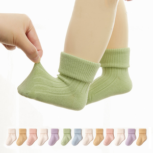 Nuevos calcetines de bebé recién nacido acanalados lisos personalizados 0-3 años conjunto de calcetines de bebé de algodón desnudo calcetines de bebé acanalados de color neutro de tubo medio - Product Image 2