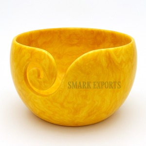 Cuenco de Hilo de Resina Amarillo Hecho a Mano Ecológico al por Mayor, Modelo de Soporte para Lana de Tejer y Crochet para Tejedores y Artesanos - Product Image 1