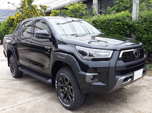 รถยนต์มือสองคุณภาพสูง ปี 2023 รุ่น Hilux Revo Rocco Smart Cab เครื่องยนต์ดีเซล 2.8 ลิตร ขับเคลื่อน 4 ล้อ เกียร์อัตโนมัติ 4x4 สำหรับงานอุตสาหกรรม ปรับแต่งได้ตามความต้องการ (ODM) รับประกัน 3 ปี - Product Image 5