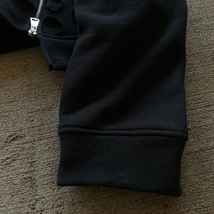 Sudaderas con capucha personalizadas de algodón de peso pesado con cremallera de rizo francés y manga desgastada lavada con ácido con cremallera completa para hombres con estilo único - Product Image 5