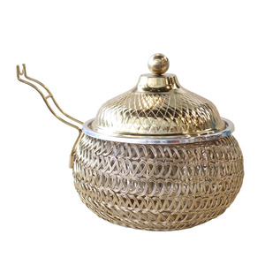 Plat à chafing en acier inoxydable doré, fait à la main, en treillis métallique, pour buffet, restauration, restaurant, maison et hôtel, en vente - Product Image 6