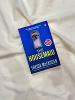 The Housemaid Paperback Thriller Psikologis yang Menggenggam tentang Rahasia (Pasokan Grosir)