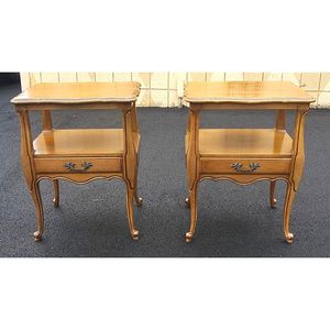 Mesita de Noche de Madera de Teca Maciza de Diseño Francés Exquisito - Mesa de Noche Moderna y Sencilla Hecha a Mano con Almacenamiento Personalizable - Product Image 2