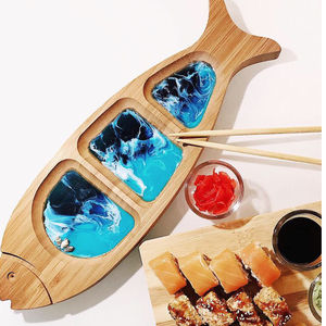 Tabla de cortar de resina epoxi y madera de pisada superior al por mayor 2025 con tabla de Río de resina de cristal azul comida - Product Image 5