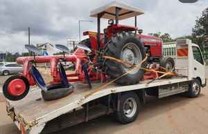 Sembradora Agrícola de Maíz de 4 Hileras con Fertilizante, Sembradora de Maíz de Precisión para Uso con Tractor - Product Image 3