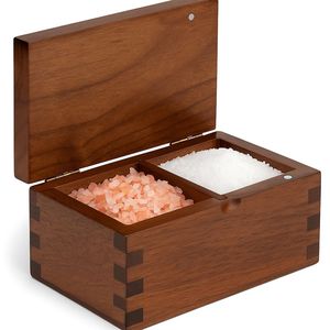 กล่องใส่เกลือไม้ธรรมชาติ ดีไซน์ใช้งานได้จริง ช่วยให้เกลืออยู่ในมือได้สะดวกขณะทำอาหาร - Product Image 1