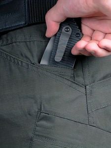 Shorts cargo décontractés pour hommes avec plusieurs poches durables légers et résistants à l'eau pour le camping en plein air Shorts pour hommes - Product Image 2