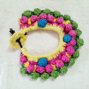 Pulseras de Ganchillo Hechas a Mano con Hilos de Algodón Multicolores, Ideales para la Venta en Tiendas de Accesorios de Moda - Product Image 2
