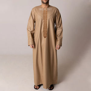 Venta Directa de Fábrica, Dishdasha de Manga Larga con Corte Evase, Ropa Islámica Musulmana de Moda Urbana para Hombre, Thobe, Túnicas Casuales de Poliéster Clásico - Product Image 1