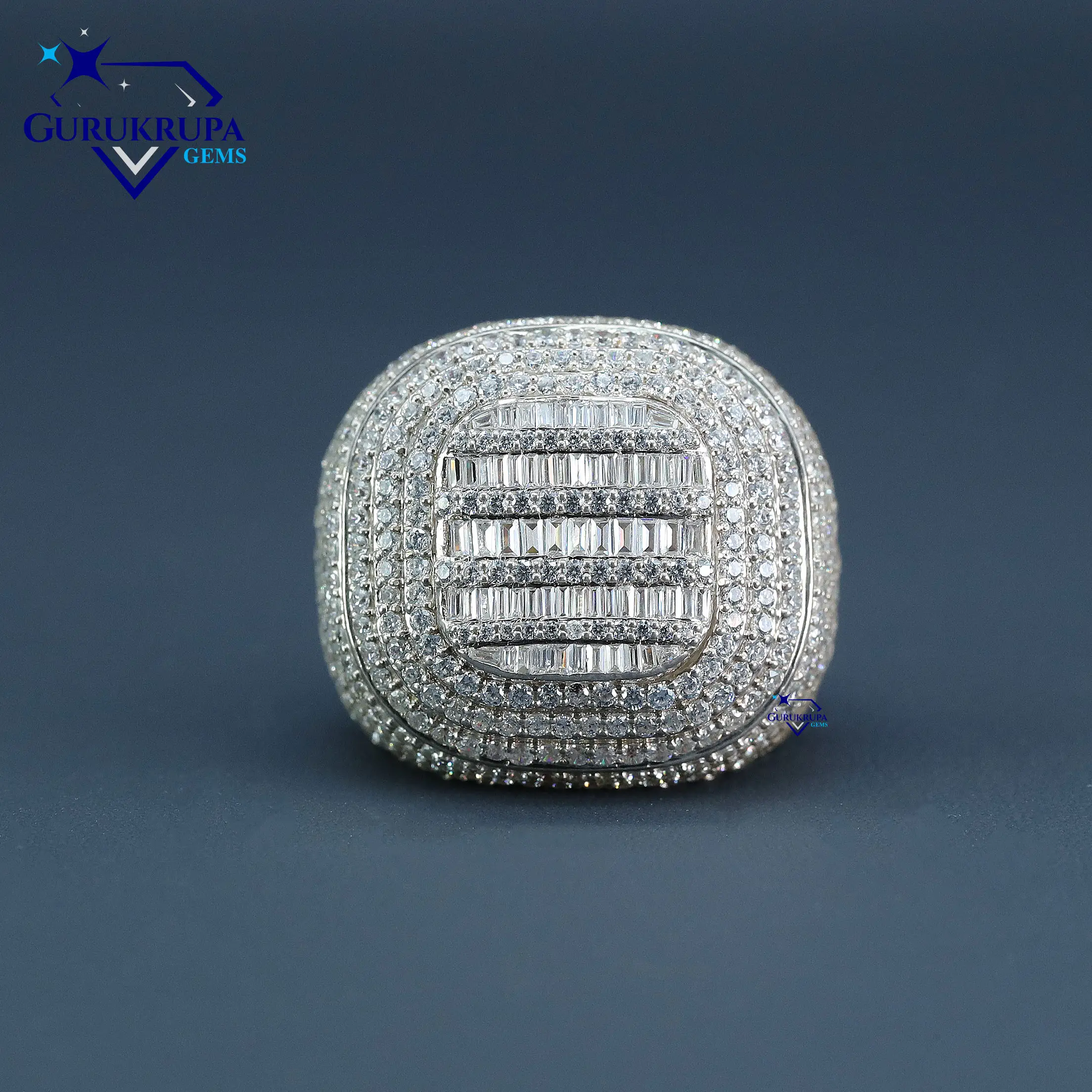 Glamoroso anillo personalizado de hip hop para hombre en oro blanco de 14 KT con Baguette de laboratorio y diamantes de corte redondo con claridad VVS