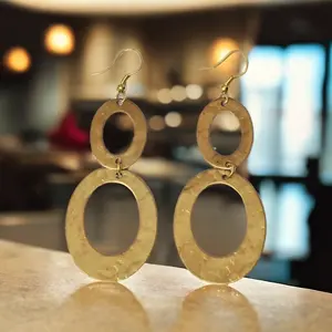 Pendientes de Latón con Diseños Antiguos, Modernos y Tradicionales - Joyería Hecha a Mano Chapada en Oro - Diseño Boho Simple de Moda - Regalo de Boda - Product Image 1