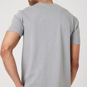 Camisetas de media manga regulares ajustadas con logotipo personalizado para hombre, ropa de calle informal de alta calidad para hombre - Product Image 3