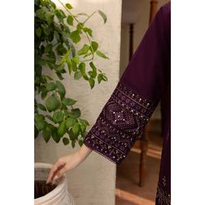 Ensemble chemise et pantalon BATIK-2PC BIC-202 à manches trois-quarts, respirant, en tissu lawn, brodé de sequins, pour femmes - Product Image 4