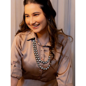 Conjunto de Collar Contemporáneo de Latón Chapado en Oro Negro con Diseño de Animal, Perla y Diamante, Un Collar y Un Par de Aretes Ajustables - Product Image 2