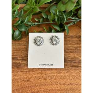 Boucles d'oreilles concho Navajo en argent sterling avec accents de diamants - Product Image 1