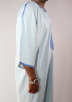Gabardine marocaine Gandoura bleu ciel pour hommes Robes caftan faites à la main 10 OEM Lavable Traditionnel Personnalisé Accepté