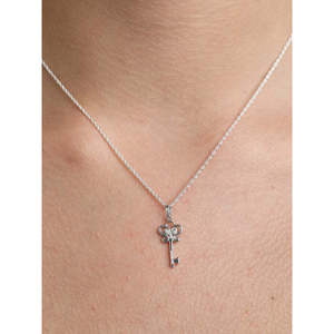 สร้อยคอพร้อมจี้รูปกุญแจเงินแท้ 925 - จี้และเครื่องประดับคุณภาพดี - Product Image 6