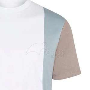เสื้อยืดพิมพ์ลายทรงหลวมใส่สบายทันสมัยผ้าฝ้าย 100% สำหรับผู้ชาย ขนาดสั่งทำได้ MOQ ต่ำ เสื้อยืดผู้ชาย - Product Image 4