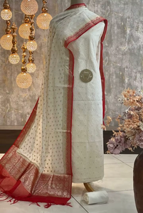 Conjunto de Kurti y Traje Mercerizado Banarasi Hecho a Mano, Ropa Tradicional Étnica India para Mujer, Protección Solar, Secado Rápido, Suave - Product Image 3
