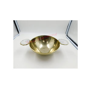 Bol en laiton de haute qualité de conception tendance de forme ronde avec poignées Fournitures de cuisine personnalisables - Product Image 1