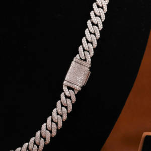 20 pouces Hip Hop Miami Cubain Link Chain VVS Round Cut Moissanite 12mm Collier Moissanite Round Cut Diamond Link Chain - Product Image 3