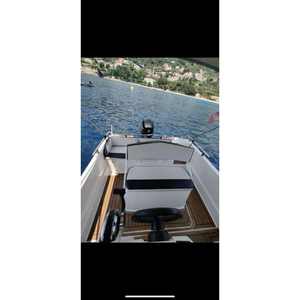Ranieri Shadow 19 Barco de Recreo/Barco de Cabina con Motor de 115 CV Modelo 2016/2025 - Product Image 3