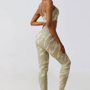 Hot Sale Best Quality Women Yoga Set 2 Piece Solid Elastic Waist Eco-Friendly Lightweight Breathable Outdoor Use Wholesale - Product Image 3