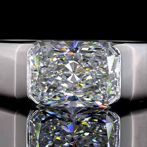 Anillo de Compromiso Solitario con Corte Radiante de 1.75 Quilates en Oro Blanco de 14K, Diseño Artesanal de Lujo para Novia - Product Image 2