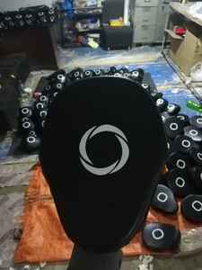 Protèges-mollets Angtian / Protèges-mollets (Cuir et matériau PU) pour la boxe, le MMA, les arts martiaux, le kickboxing, le Muay Thai - Product Image 6