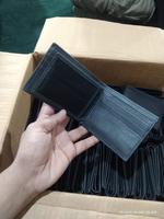 Dompet Pria Kulit Full Grain Fashion Desainer Dapat Disesuaikan Dekorasi Bunga Penutup Ritsleting Slot Kartu Saku Depan Panjang