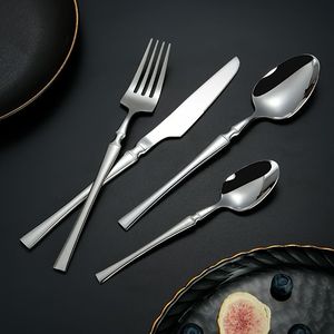 Ensemble de couverts en acier inoxydable de qualité supérieure pour les cuisines modernes, les hôtels, les restaurants et les maisons - Product Image 1
