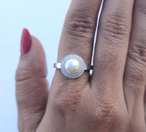 Bague de fiançailles Halo diamant naturel et perle en or massif 14K, bague Halo diamant naturel taillé diamant et perle - Product Image 2