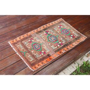 Tapis vintage 1,3 x 2,5 pieds, petit tapis turc, tapis persan en laine orange - Product Image 2