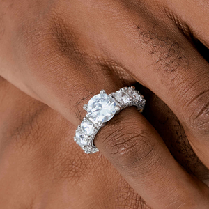 Bague de luxe en argent 925 style roi avec moissanite DEF 0,5 carat, bague de fiançailles unisexe - Product Image 5