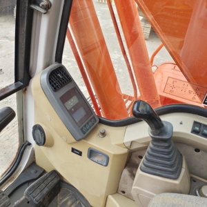 Excavadora Usada Doosan DH150LC-7 de Corea en Existencia, Excavadora Hidráulica de Alta Calidad a Bajo Precio, Excavadora de Orugas Usada DH150LC-7 - Product Image 3